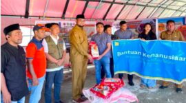 Bantuan Pangan Warga Terdampak Banjir Yang Diterima Bupati, Hasan Ali Bassam Kasuba