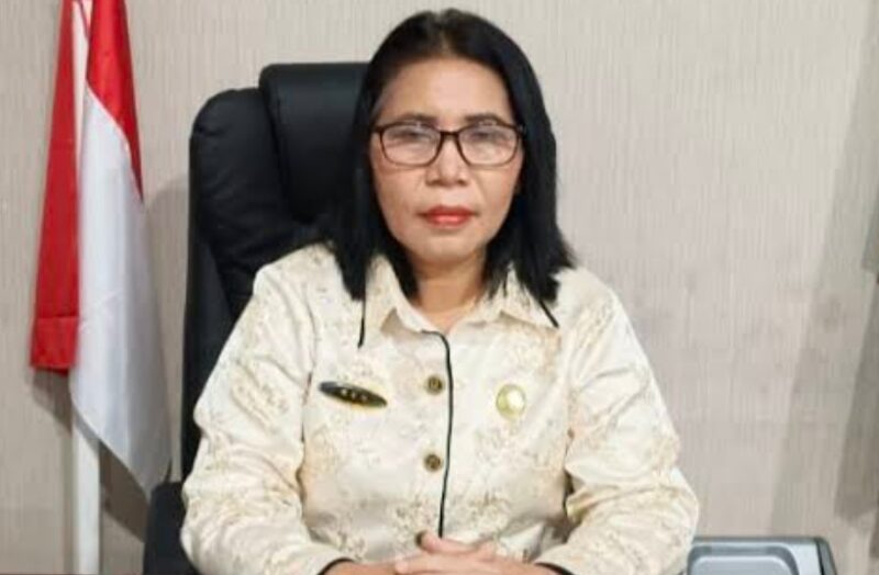 Kepala Dinas Pendidikan dan Kebudayaan Pemkab Halbar, Rosbery Uang