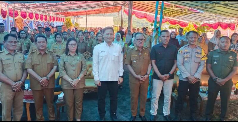 Pose Bersama Bupati, James Uang dan Dirjen BAKTI Komdigi Usai Launching