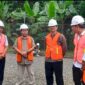 Pose Bersama Irjen Kemenkomdigi Bersama Sekda Usai Ujicoba Tower BTS USO