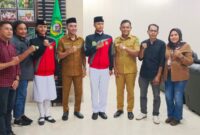 Wakil Bupati Halbar Pose Bersama Paskibraka Provinsi Maluku Utara