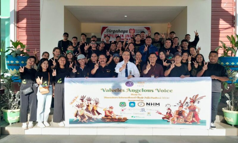 Kontingen Paduan Suara Valveles Angelous Voice Asal Halut