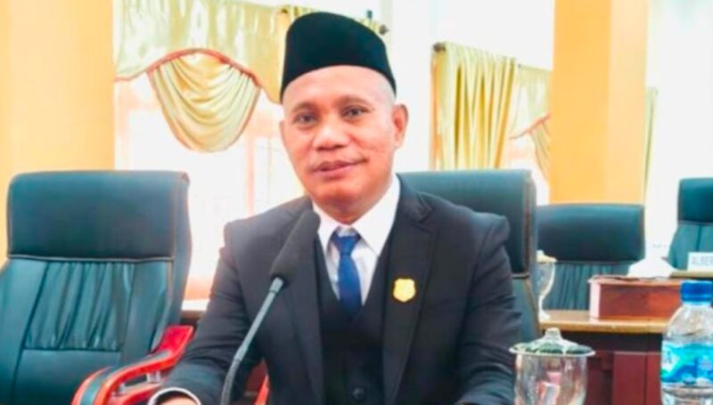 Ketua Fraksi Partai Demokrat DPRD Halbar, Yoram Uang