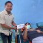 Tim NHM Peduli Menyerahkan Santunan Uang Tunai Kepada Yusmin