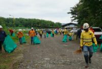 Aksi Bersih Lingkungan Oleh Karyawan NHM, Sambut WCD 2025