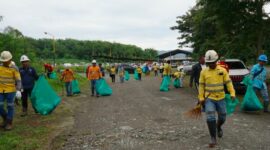 Aksi Bersih Lingkungan Oleh Karyawan NHM, Sambut WCD 2025