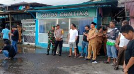 Walikota Ternate, M Tauhid Soleman, Saat Memantau Bencana