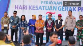 Pose Bersama Bupati James Uang Usai Pembukaan HKG PKK