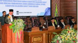 Paripurna Jawaban Kepala Daerah Yang Dilaksanakan DPRD Halbar