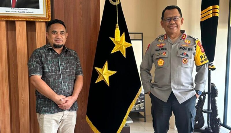 Pose Bersama Kapolda Maluku Utara dan Ketua Umum FORKAMSI