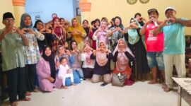 Pose Bersama Usai Rapat Keluarga Fagogoru Halmahera Barat