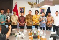 Pose Bersama Usai Pertemuan Dengan Wamenhub RI