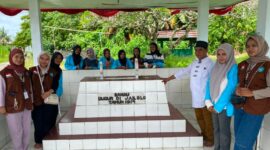 Ziarah Mahasiswa KKN ke Makam Kapitan Banau Desa Gufasa Jailolo
