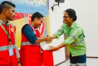 Commonity Deveploment Harita Nickel, Broto Suwarso, Memberi Ucapan Selamat Kepada Peserta