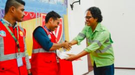 Commonity Deveploment Harita Nickel, Broto Suwarso, Memberi Ucapan Selamat Kepada Peserta