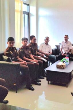 Silaturahmi dengan Kajari Baru, Samsat Halbar Optimalkan Regulasi Tagih Tunggakan Pajak Kendaraan Dinas