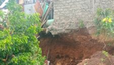 Rumah Warga Yang Rusak Akibat Longsor di Kelurahan Maliaro