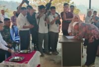 Penandatanganan Pernyataan Deklarasi Damai Domato- Sidangoli Dehe