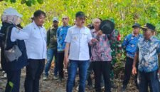 Peninjauan Lokasi Pembangunan KNMP di Desa Sidangoli Dehe