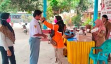 Pembagian Masker Yang Dilakukan BPBD Halmahera Barat